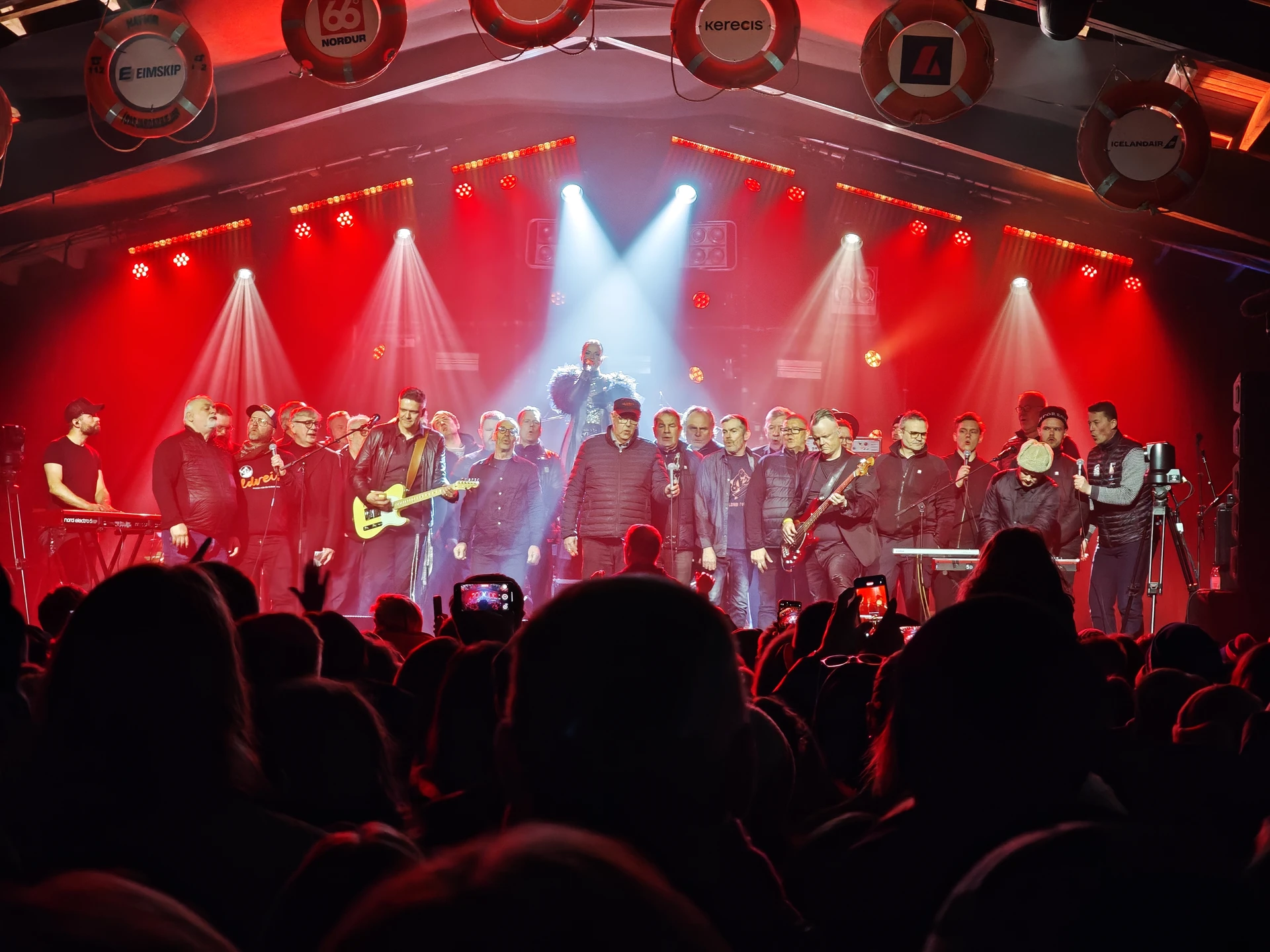 Upptaka frá fyrra kvöldinu